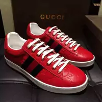 hombre gucci sneakers tissu beige embossing red leather